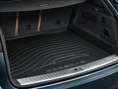 Оригинальный коврик в багажник Porsche Cayenne 2018 - резиновый черный 9Y0044001 код 9Y0044001